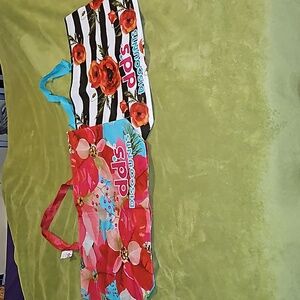 Floral Large Reusable Plastic Cloth Shopping Bags Reseller Groceries Bins REC